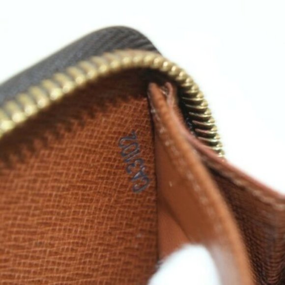 100% Auth Louis Vuitton Monogram Zippy Wallet - Picture 7 of 9